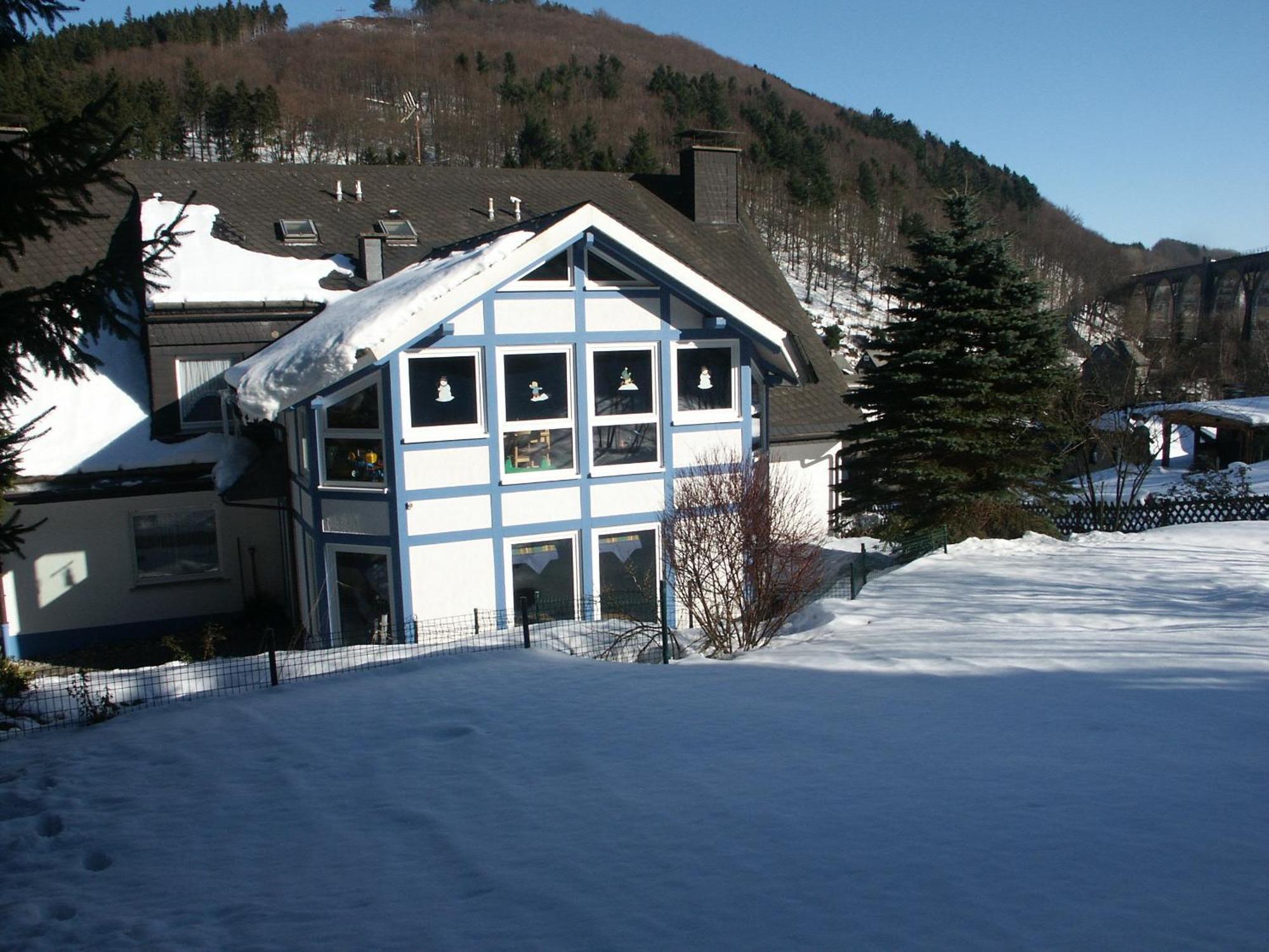 Appartementhaus Vierjahreszeiten Willingen  Esterno foto